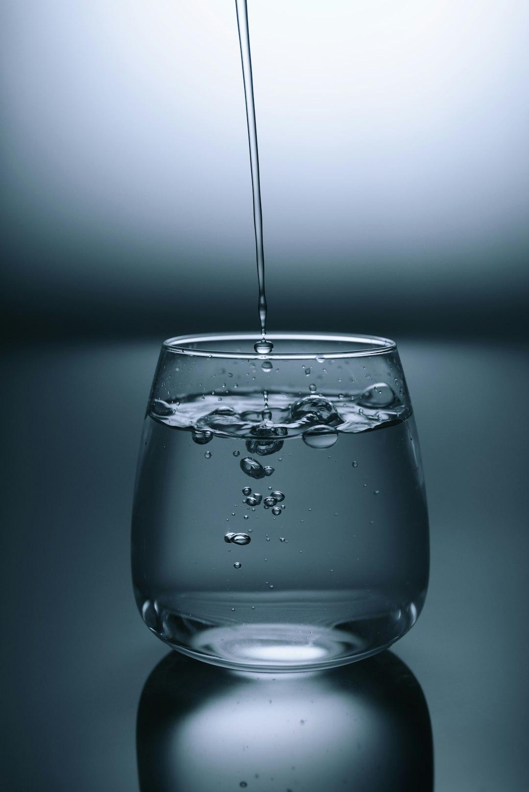 8. One Glass of Water After Waking Up 💧