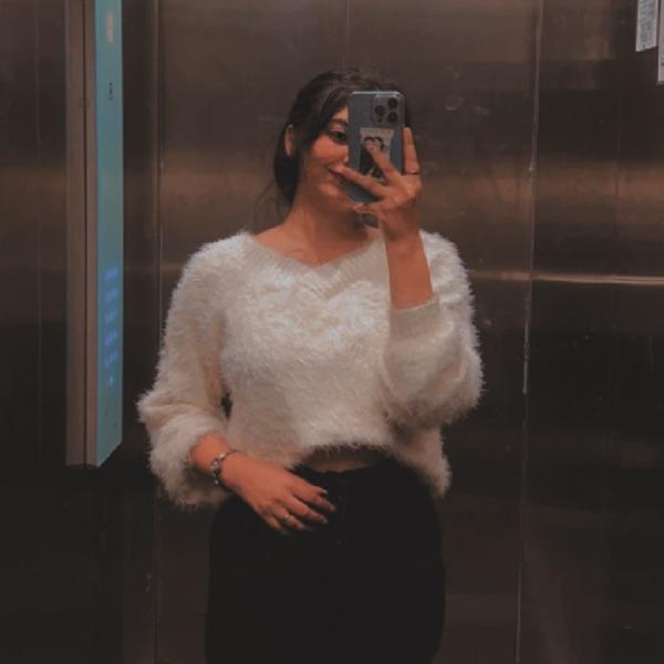 Pujaahahaaha 🪽 (@poojaahahaha) - Profile Photo