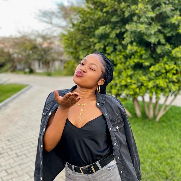Messelina Mapala (@messelina) - Profile Photo